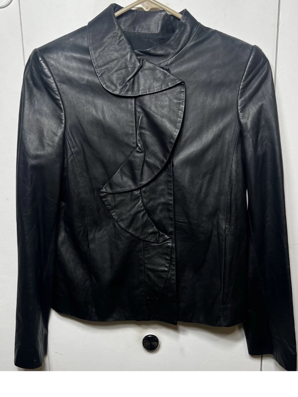 Valentino Roma Women’s Size 42/6 Black Lamb Skin Leather Ruffle Jacket